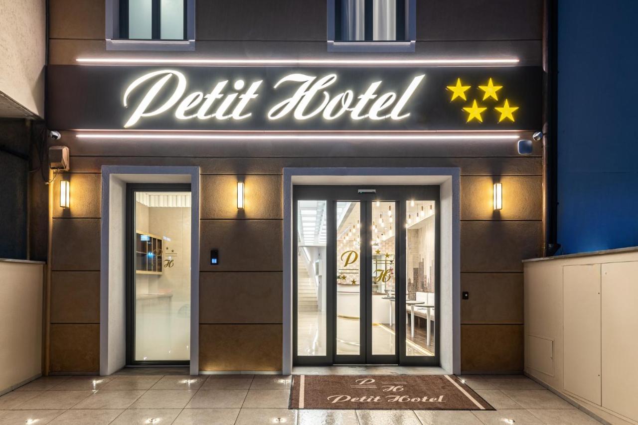 Petit Hotel Prato  Luaran gambar